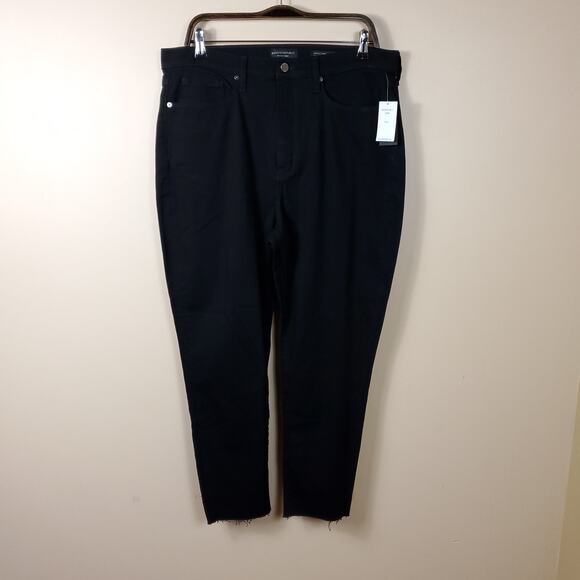Banana Republic High-Rise Skinny Fade-Resistant Ankle Jean Black Size 33S - Picture 1 of 9